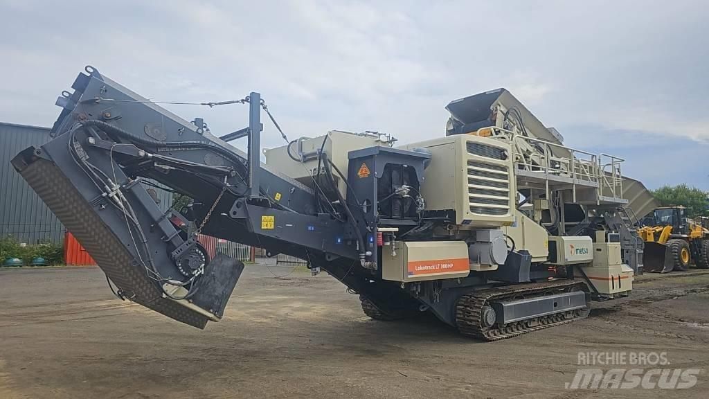 Metso LT 300 HP 이동식 분쇄기
