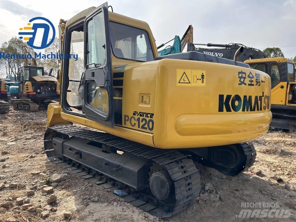 Komatsu PC 120 대형 굴삭기 29톤 이상