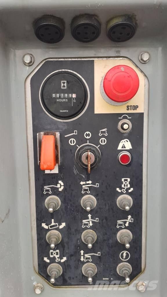 Genie Z 30/20 관절형 전동이동 리프트