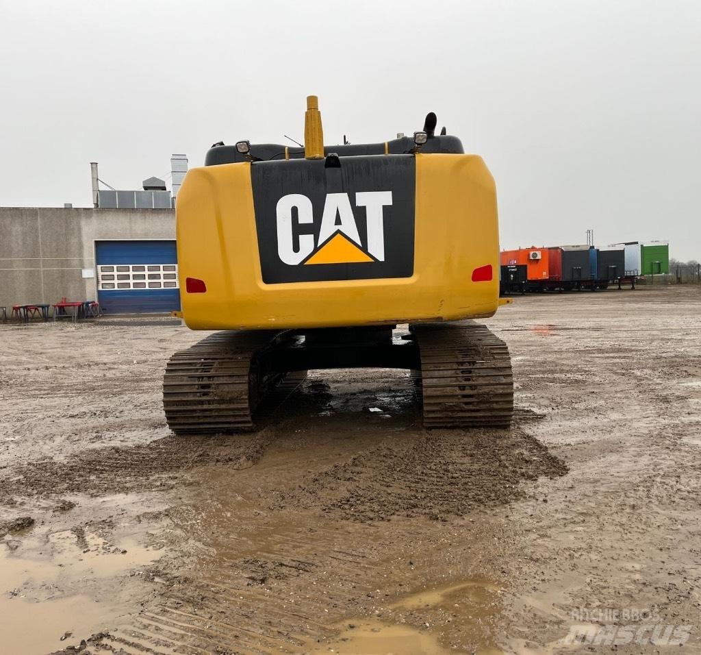 CAT 323 F L 대형 굴삭기 29톤 이상