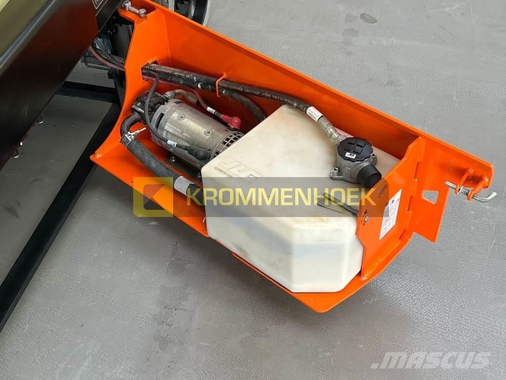 JLG R 3246 가위형 리프트