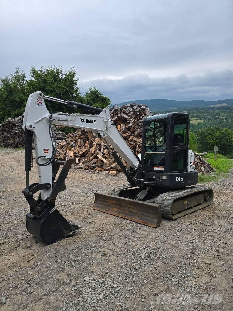 Bobcat E45 소형 굴삭기 7톤 미만