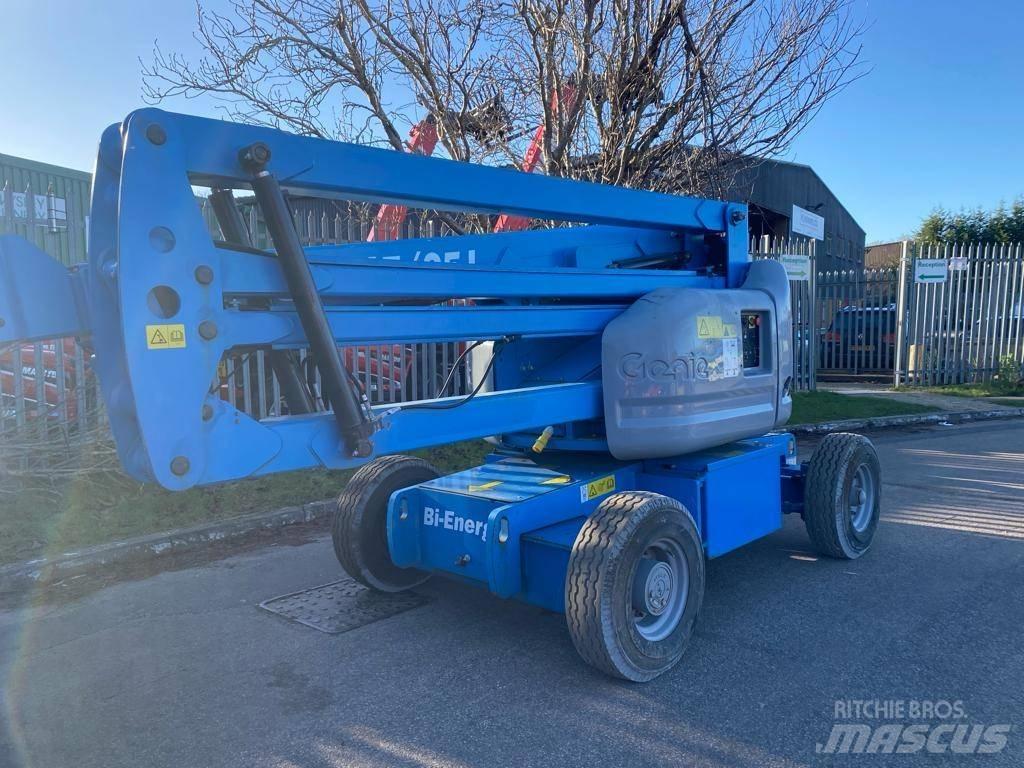 Genie Z 45/25 J 관절형 전동이동 리프트