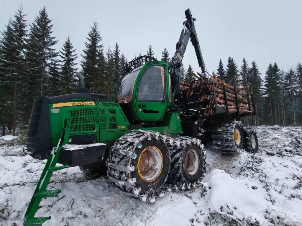John Deere 1110G 원목 포워더