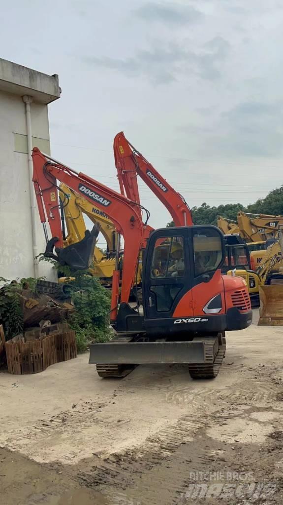 Doosan DX 60 대형 굴삭기 29톤 이상
