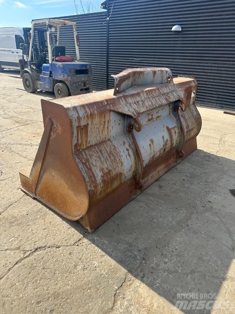 Volvo 2500mm 버켓