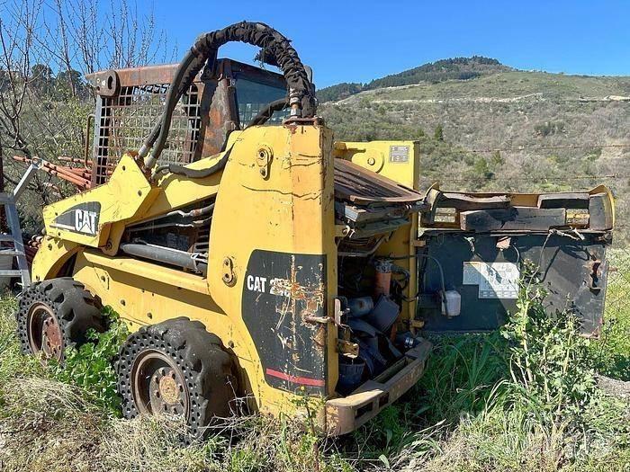 CAT 248 미니 로더
