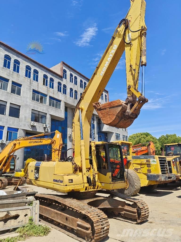Komatsu PC 240 LC-7 대형 굴삭기 29톤 이상