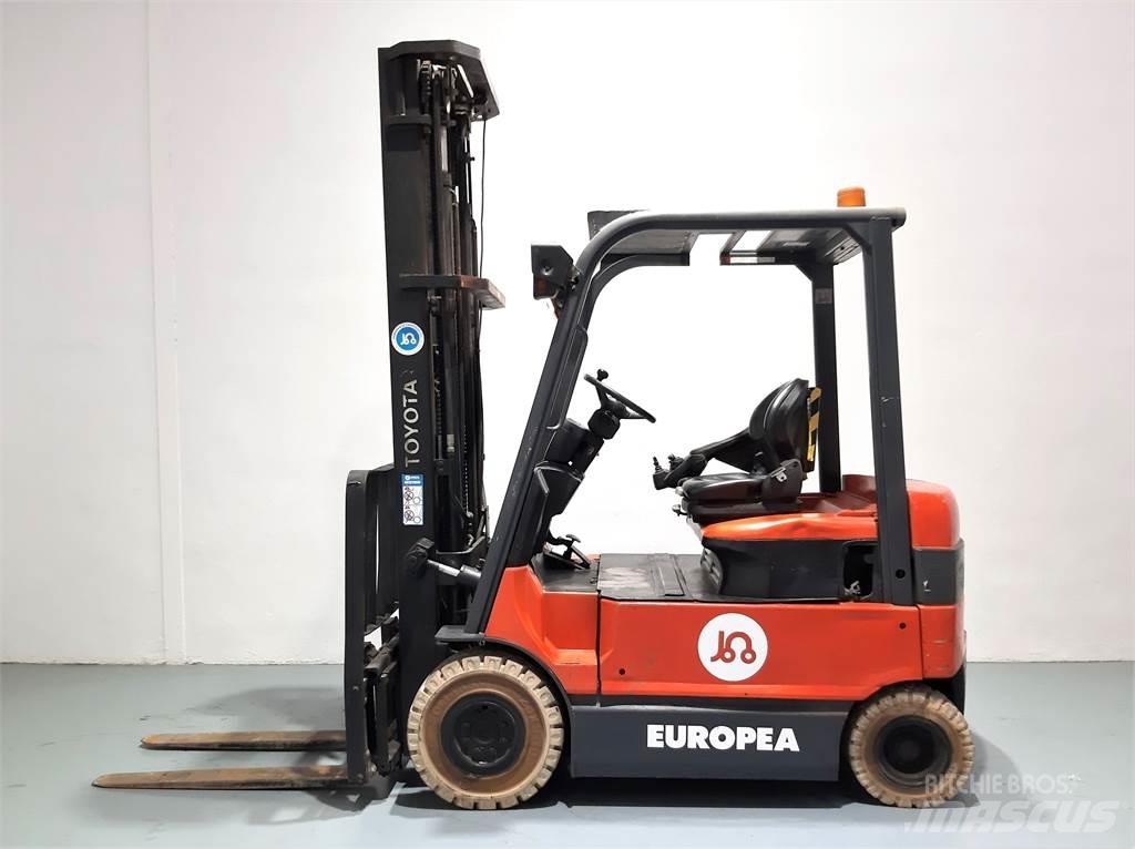 Toyota 7FBMF25 전동 지게차