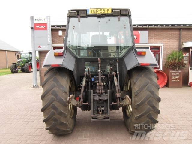 Valmet 8000 트랙터