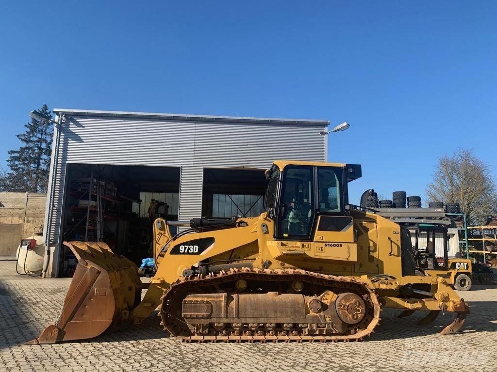 CAT 973 D 궤도식 로우더