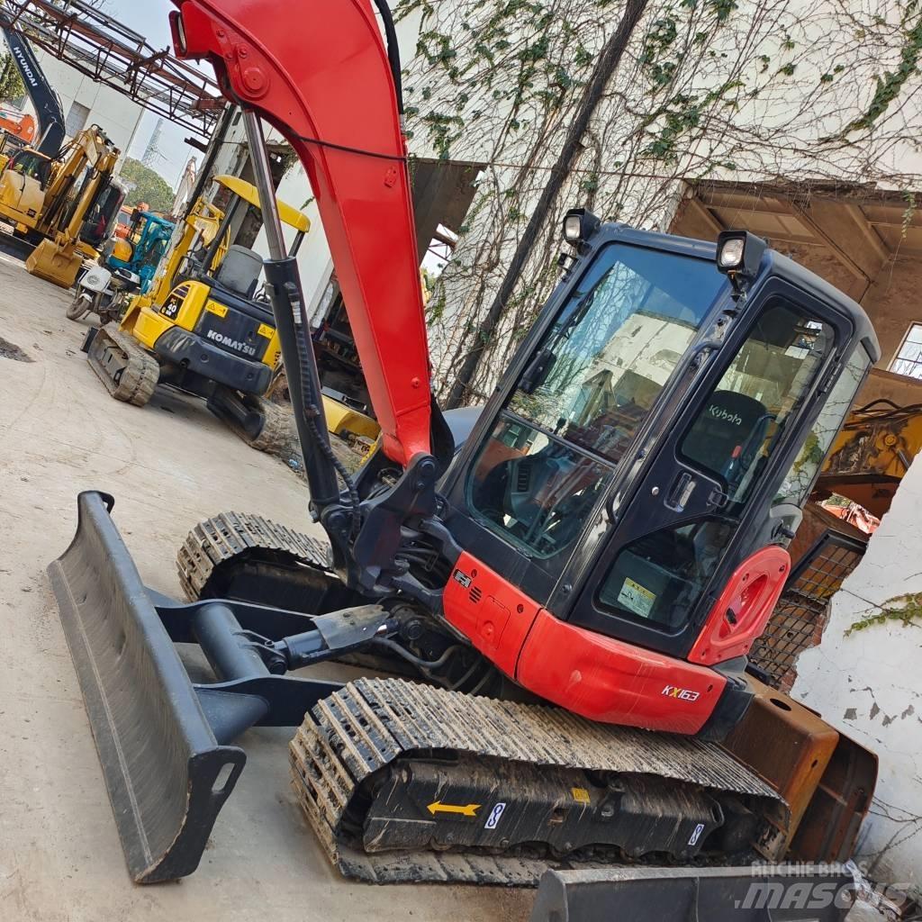 Kubota KX 163 소형 굴삭기 7톤 미만