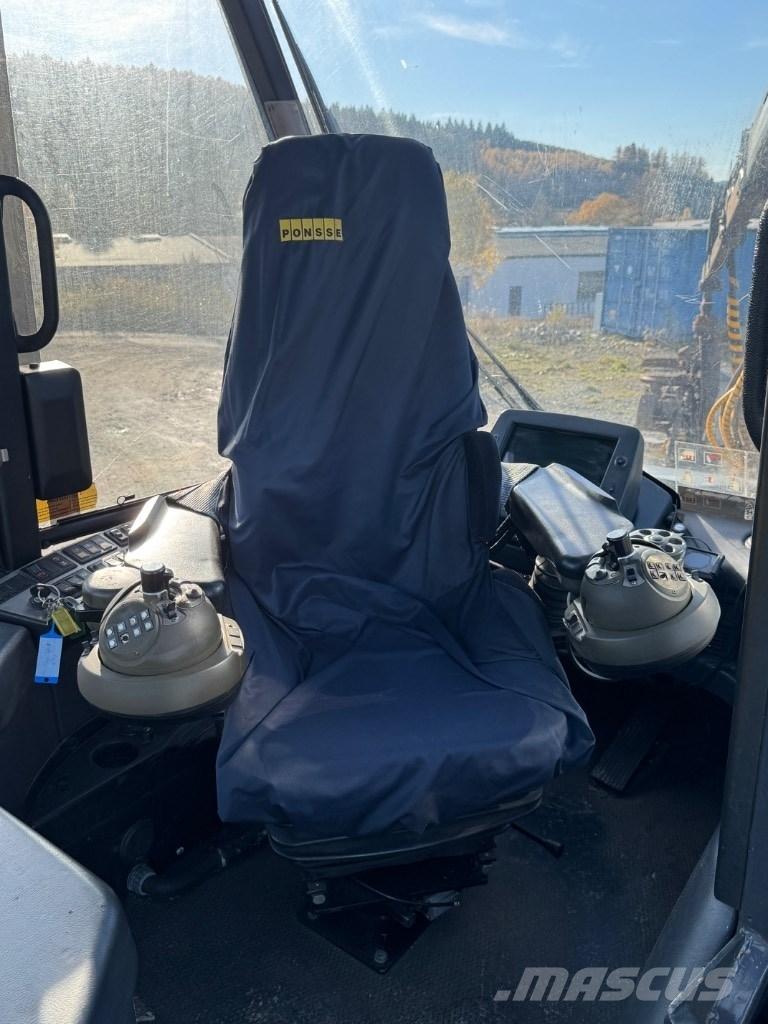 Ponsse Ergo 6W 원목 하베스터