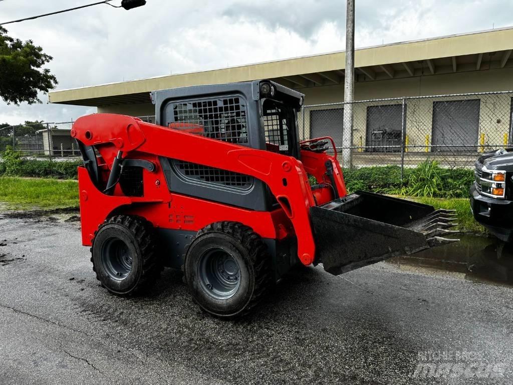 Kubota SSV 75  스키드로더