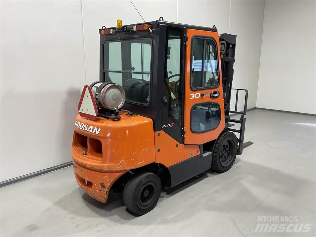 Doosan G30E-5 LPG 지게차