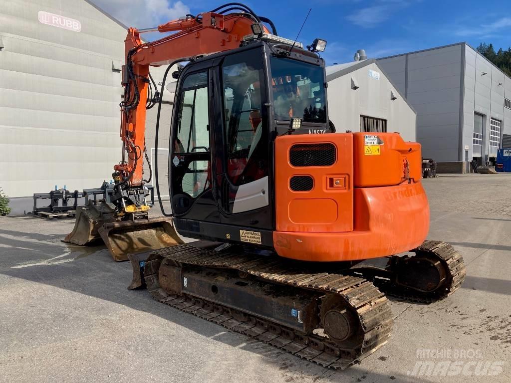 Hitachi ZX 85 US-5 중형굴삭기 7톤-28톤