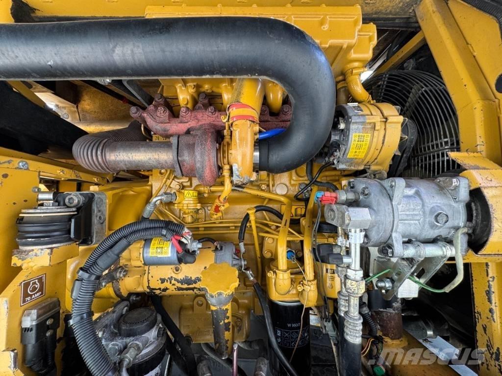 CAT M 315  휠 굴삭기