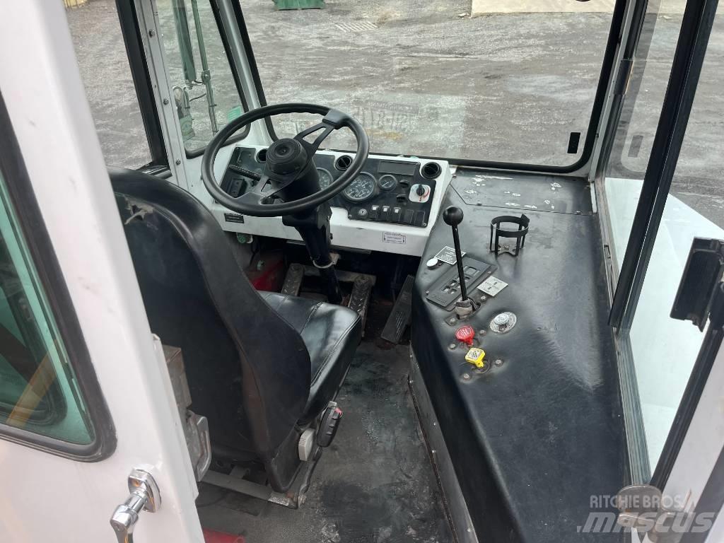Capacity TJ5000 DOT 터미널 트랙터