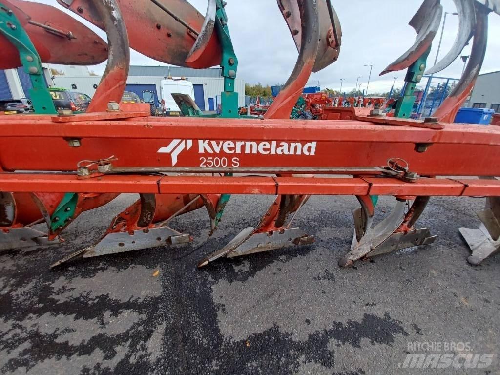 Kverneland 2500S 기존 플로우(쟁기)