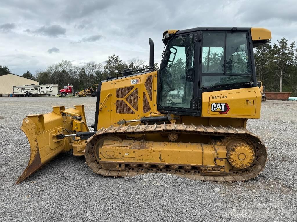 CAT D3 크롤러 도저