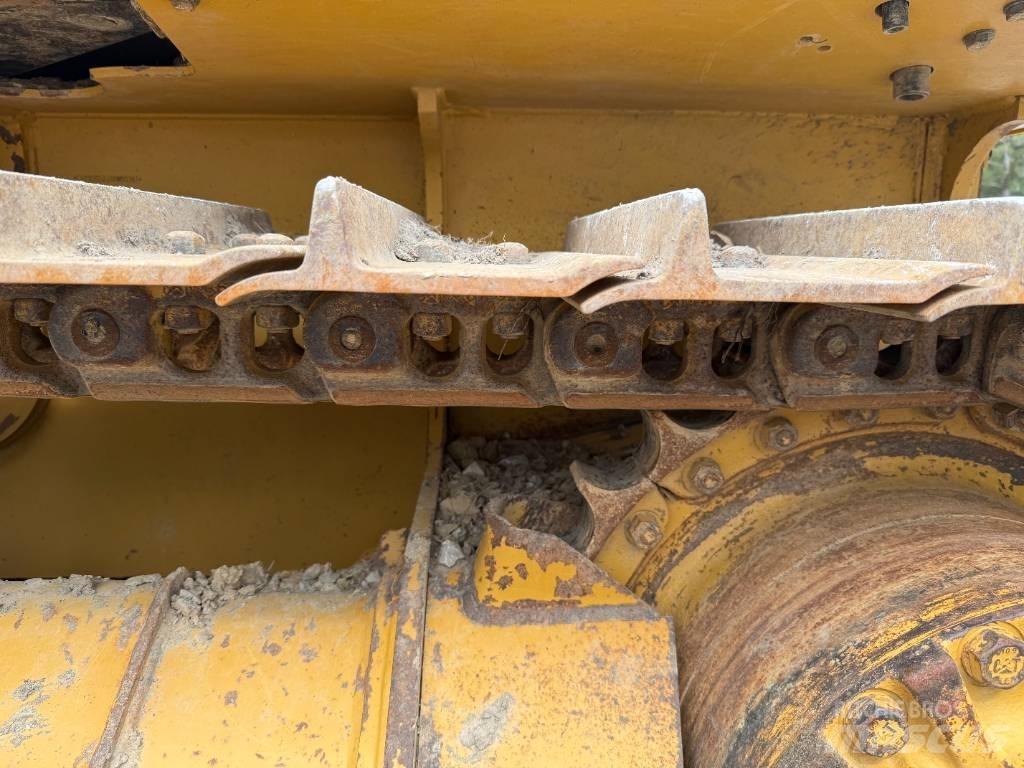 CAT D3 크롤러 도저