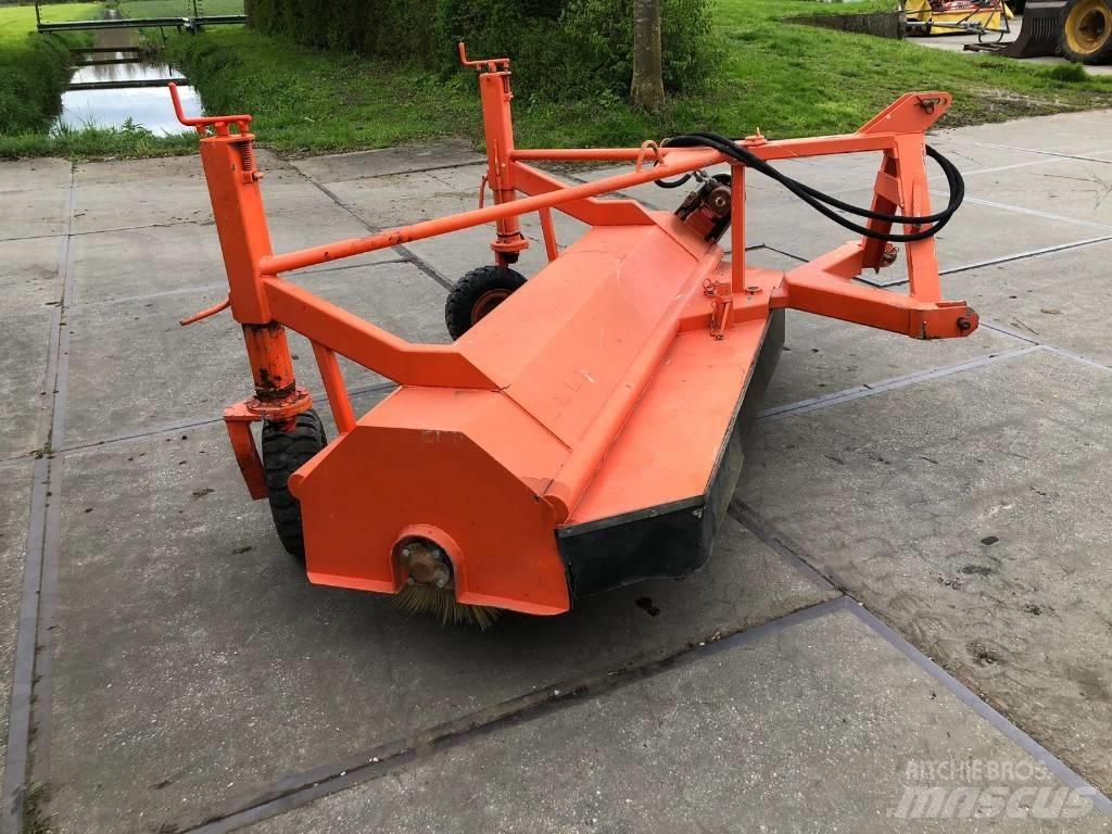 Holaras H-220-V 도로 청소차