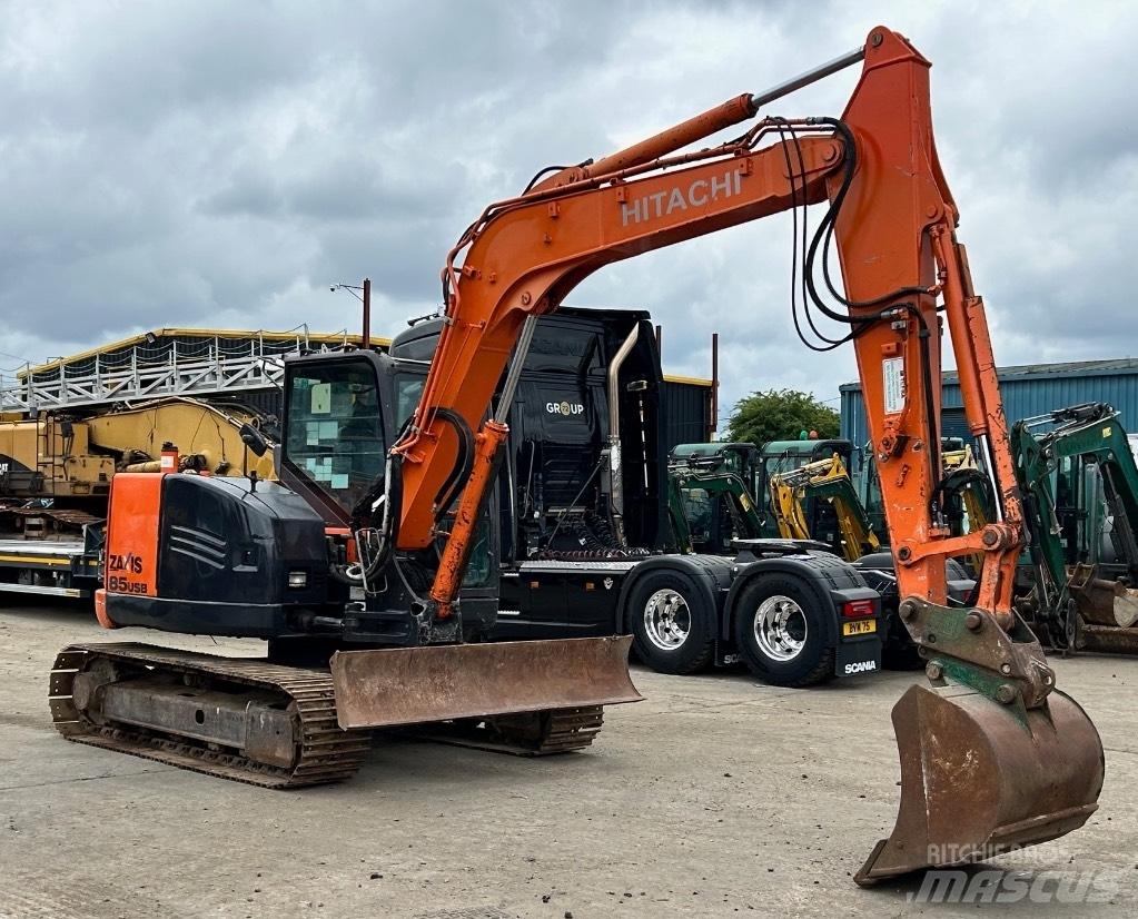 Hitachi Zaxis 85 USB 중형굴삭기 7톤-28톤
