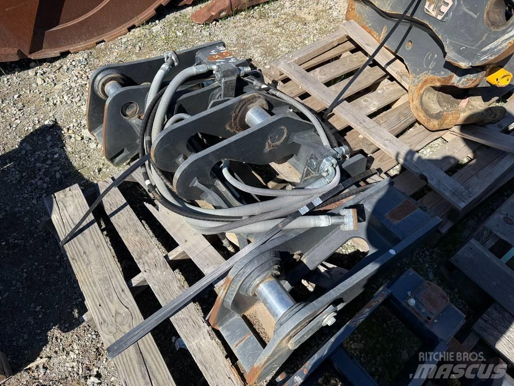 Komatsu WA320 QC 퀵 커넥터