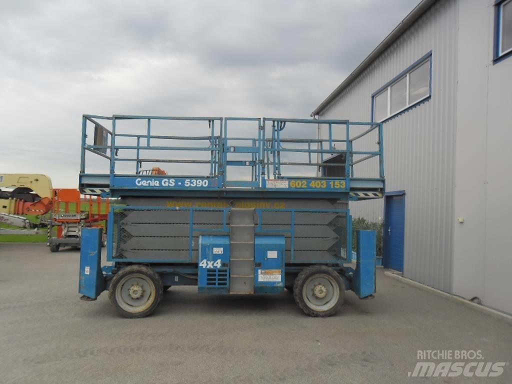 Genie GS 5390 RT 가위형 리프트