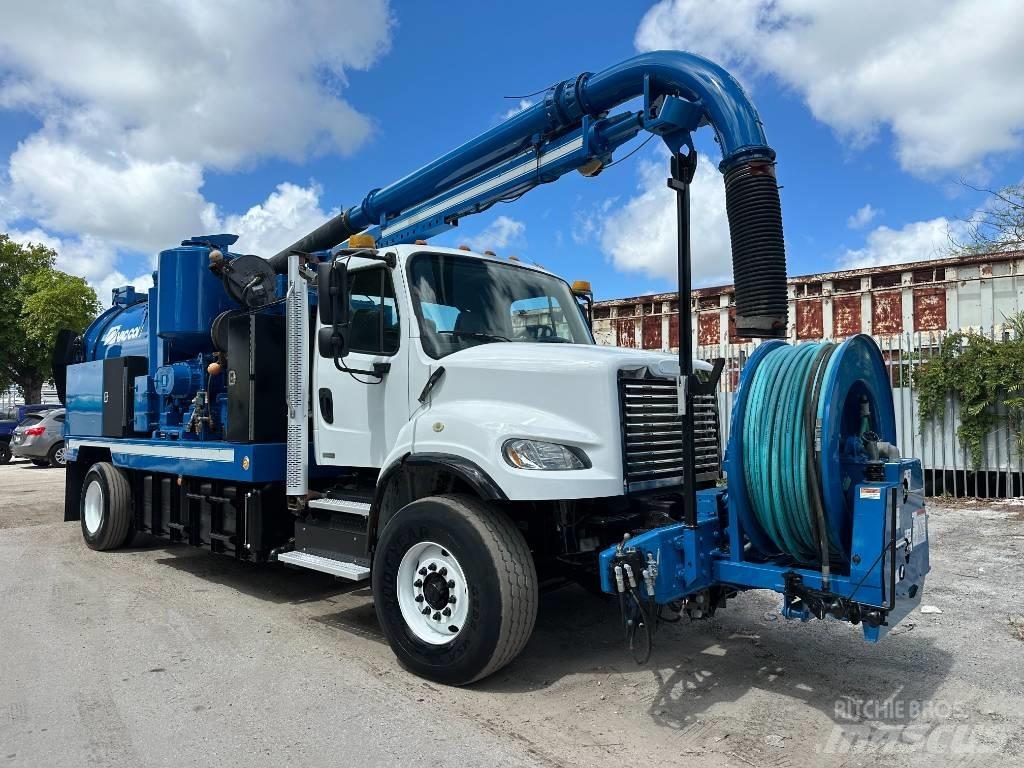 Freightliner M2 콤비/진공 트럭