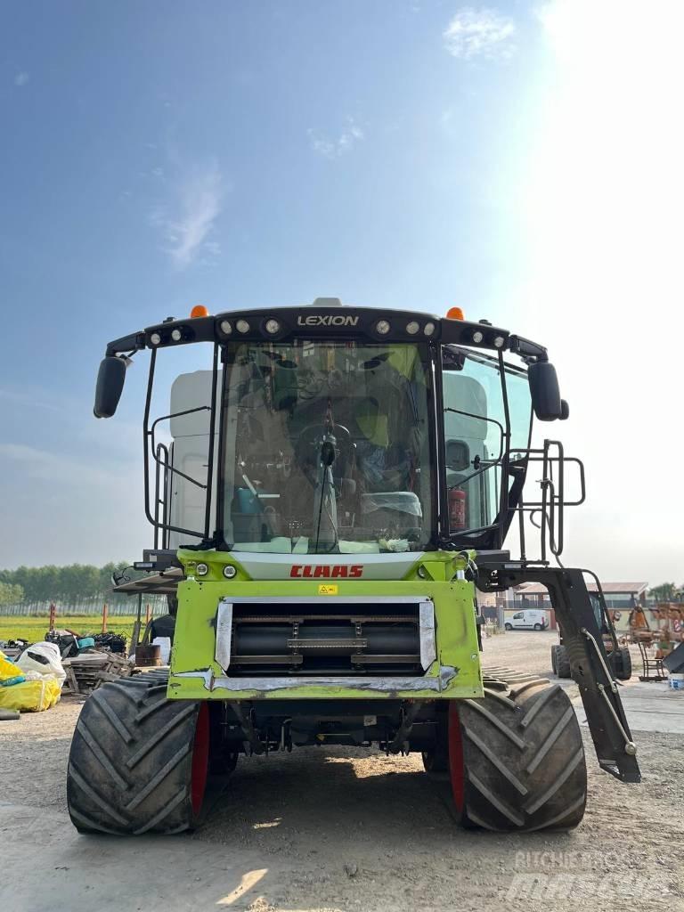 CLAAS LEXION 7600 TT 콤바인 수확기