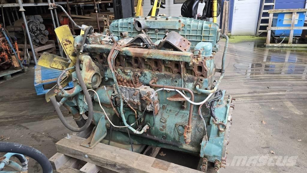 Volvo TID121LPB 엔진