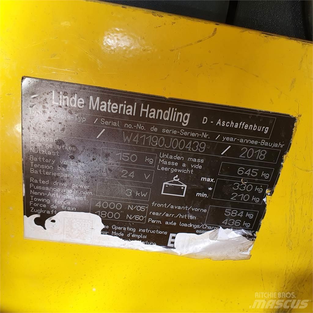 Linde P30C 견인 트럭