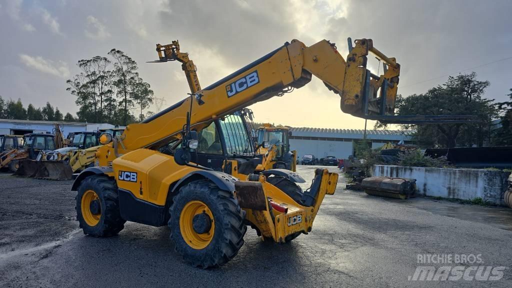 JCB 540-140 텔러 핸들러