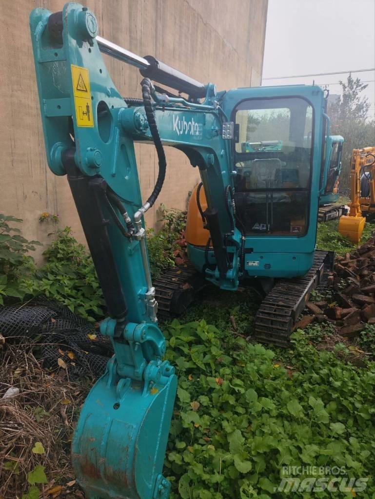 Kubota U 30 소형 굴삭기 7톤 미만
