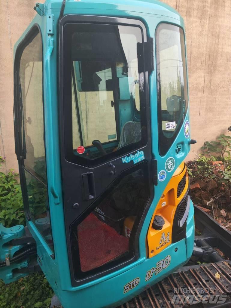 Kubota U 30 소형 굴삭기 7톤 미만