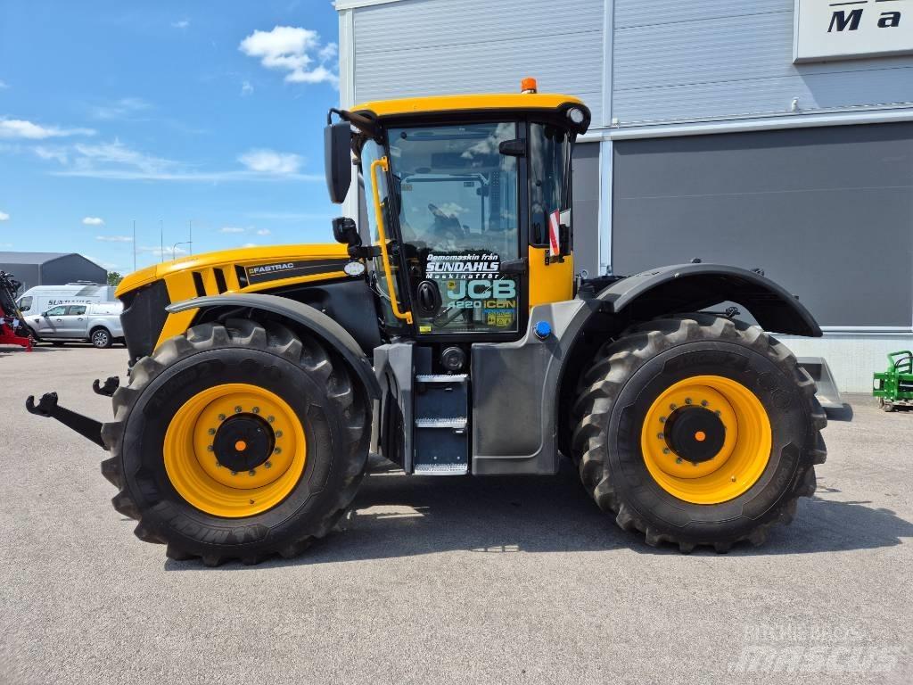 JCB Fastrac 4220 트랙터