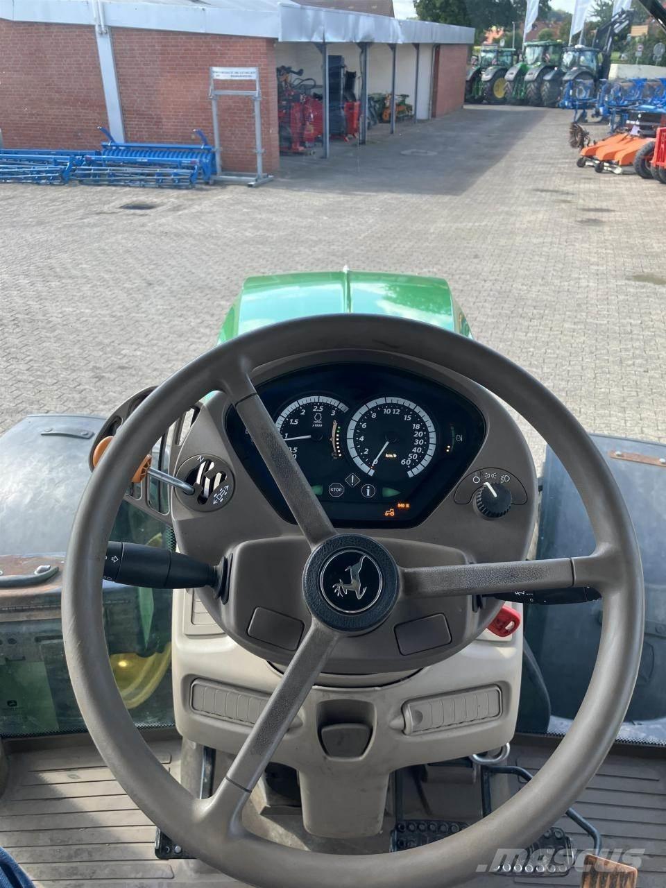 John Deere 6130R 트랙터