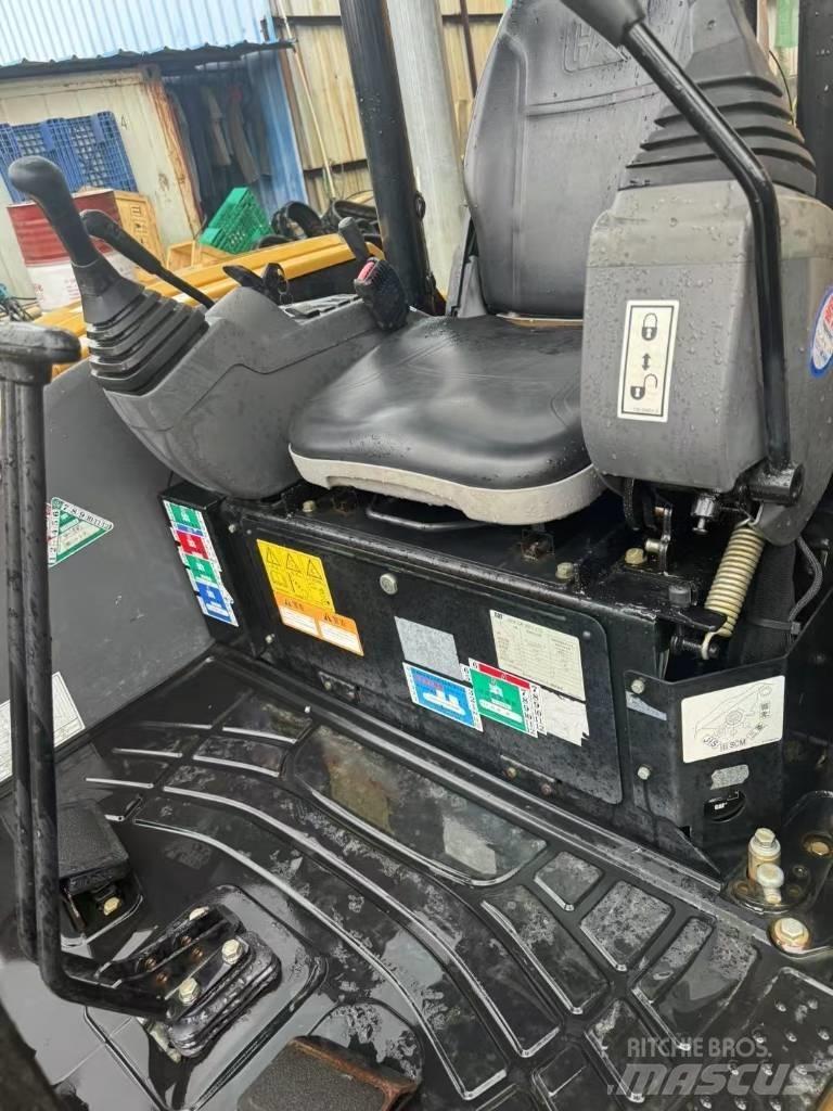 CAT 303 E CR 대형 굴삭기 29톤 이상