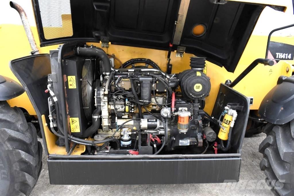 CAT TH 414 텔러 핸들러