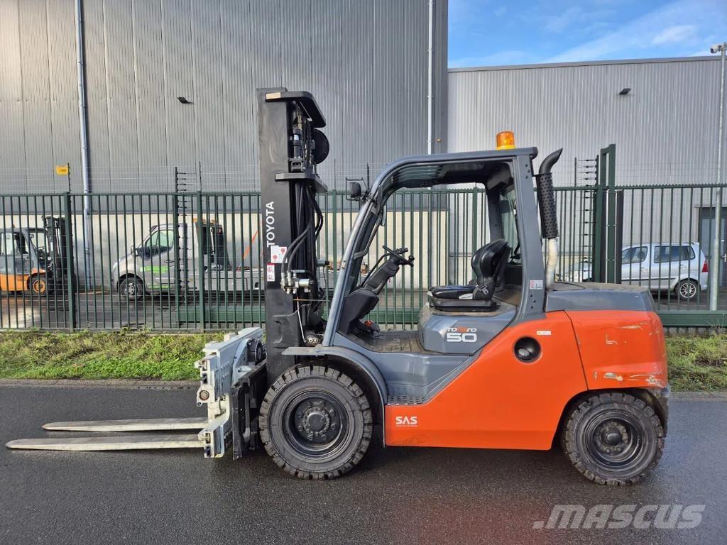 Toyota 40-8fd45n 디젤 지게차