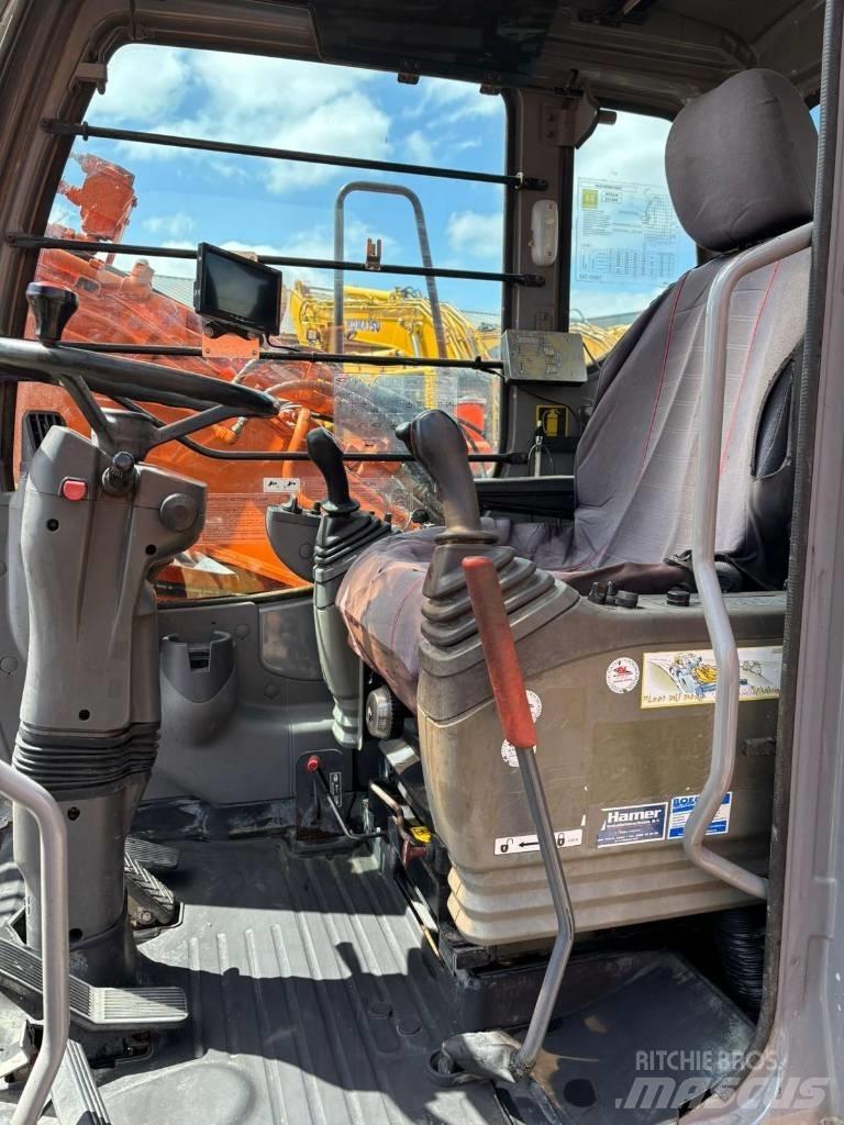 Hitachi ZX 130 W  휠 굴삭기