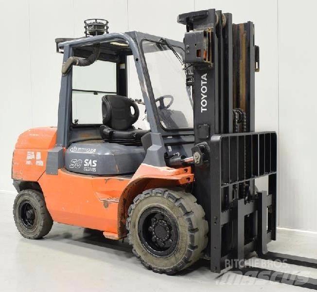 Toyota 7 FD 45 디젤 지게차