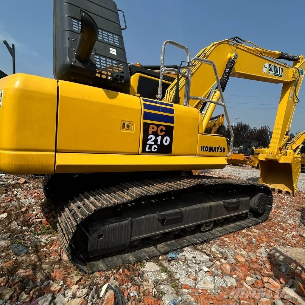 Komatsu 210-8 대형 굴삭기 29톤 이상