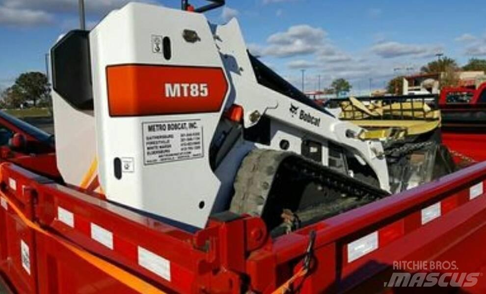 Bobcat MT 85  스키드로더