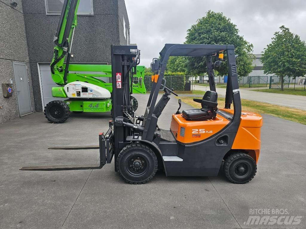 Doosan D 25 G 디젤 지게차