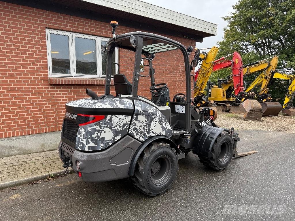 Mecalac MCL 6+ 미니 로더