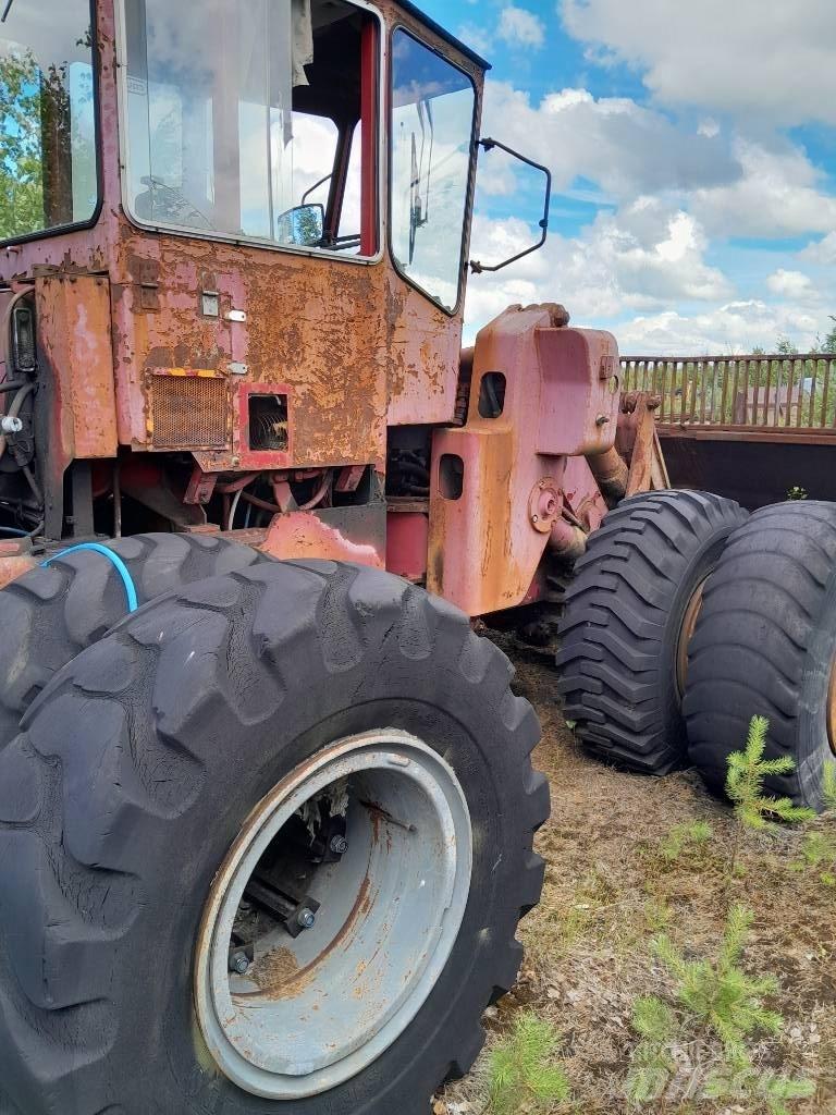 Valmet 1200  휠로우더