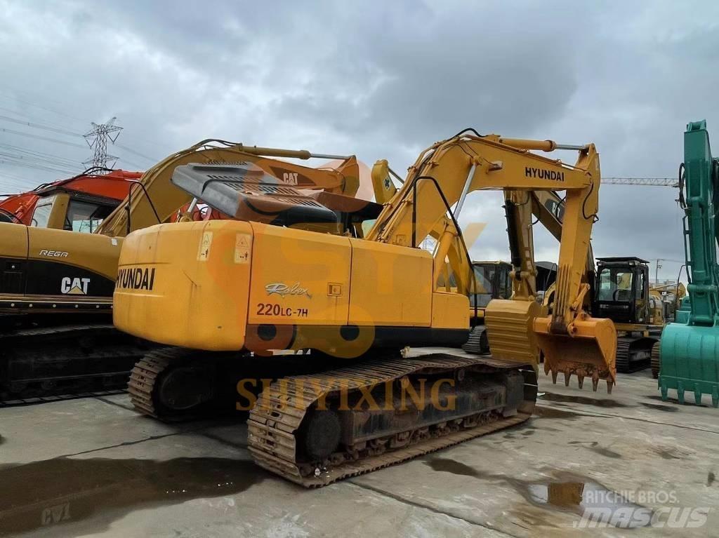 Hyundai Robex 220-7 대형 굴삭기 29톤 이상