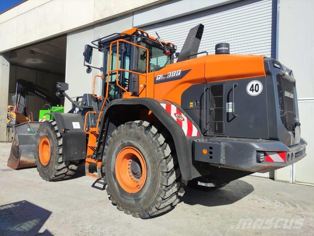 Doosan DL 380-7  휠로우더
